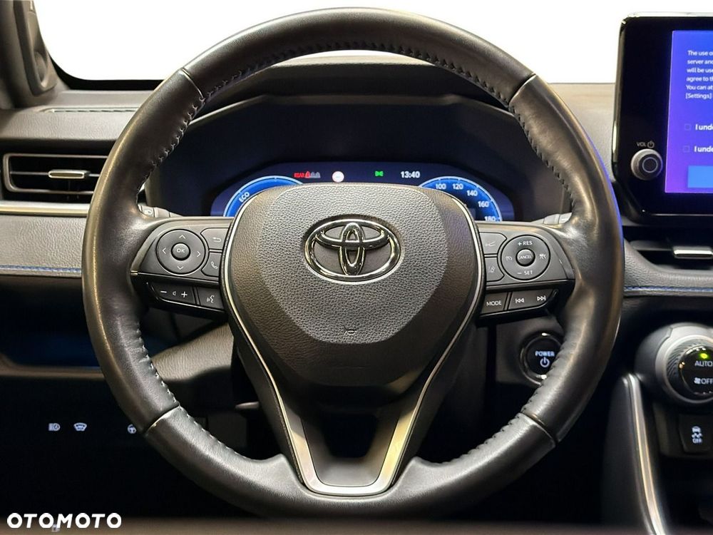 Toyota RAV4 - 8