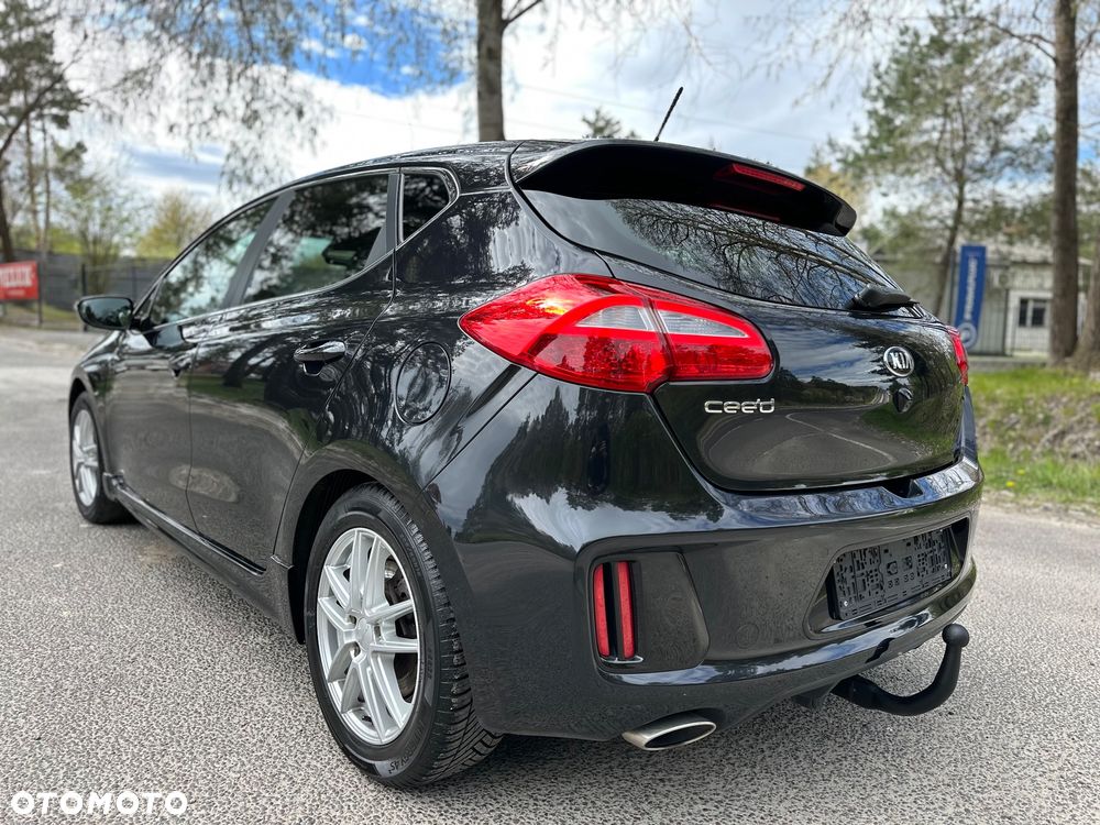 Kia Ceed 1.6 CRDi GT Line - 20