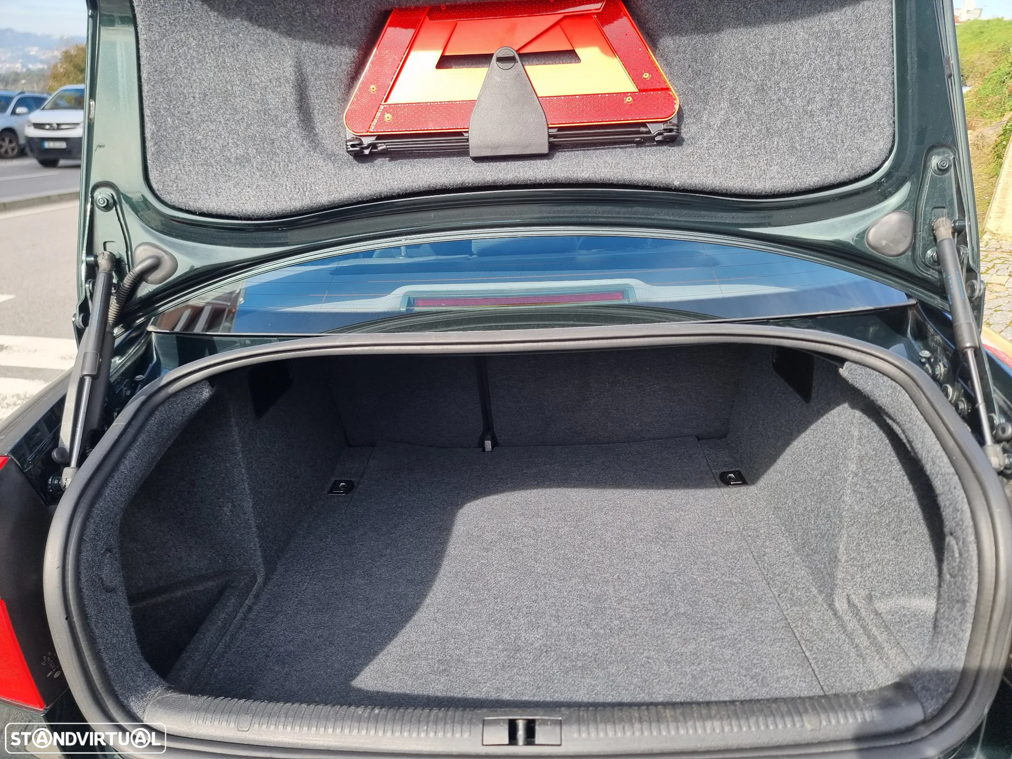 Audi A4 1.6 Exclusive - 20