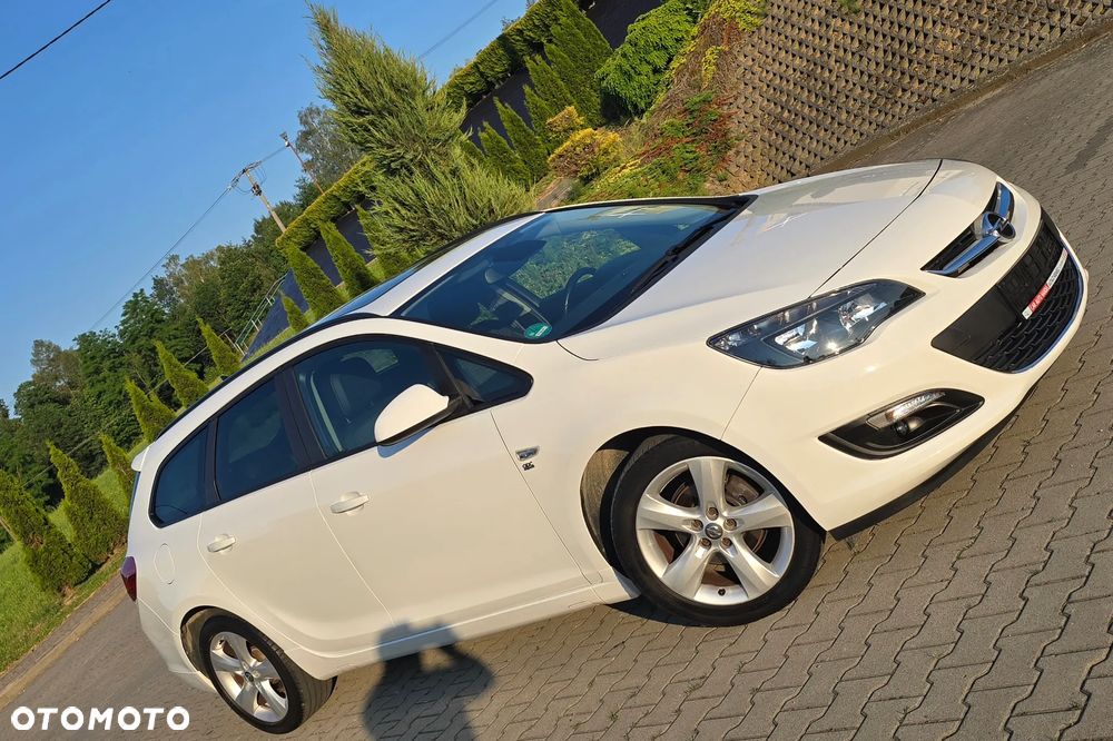 Opel Astra 1.4 T Cosmo - 3