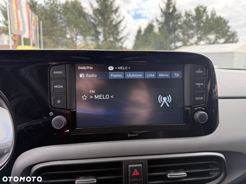 Hyundai i10 1.0 Fifa World Cup Edition - 22