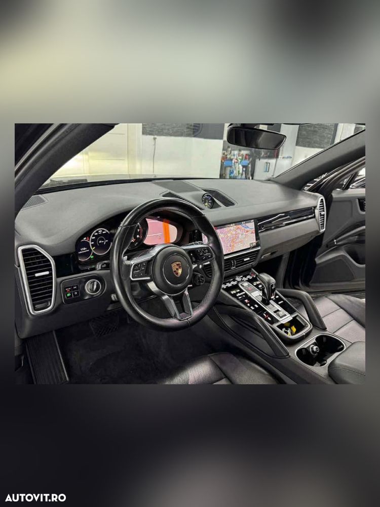 Porsche Cayenne - 7