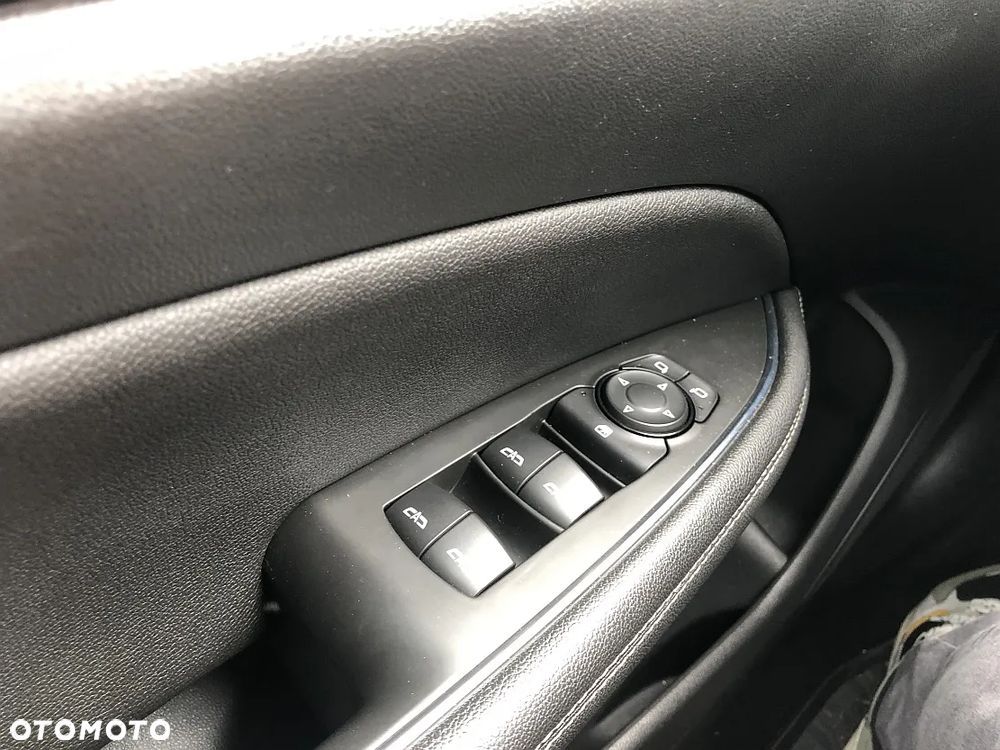 Opel Insignia 2.0 CDTI Innovation S&S - 23