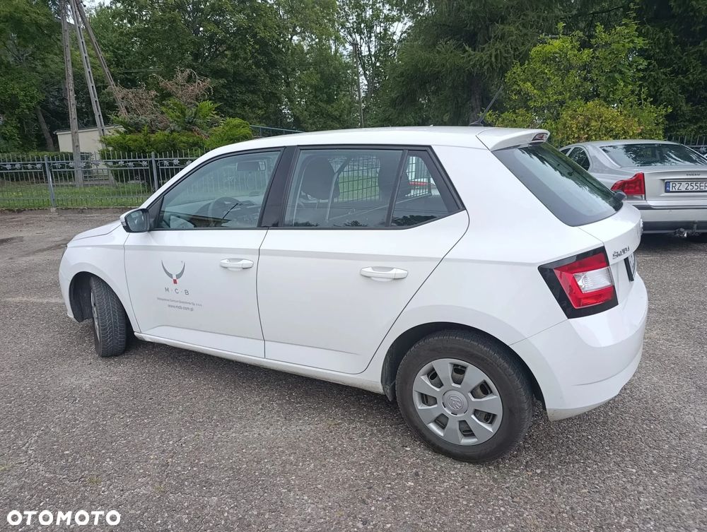 Skoda Fabia 1.0 TSI Active - 4