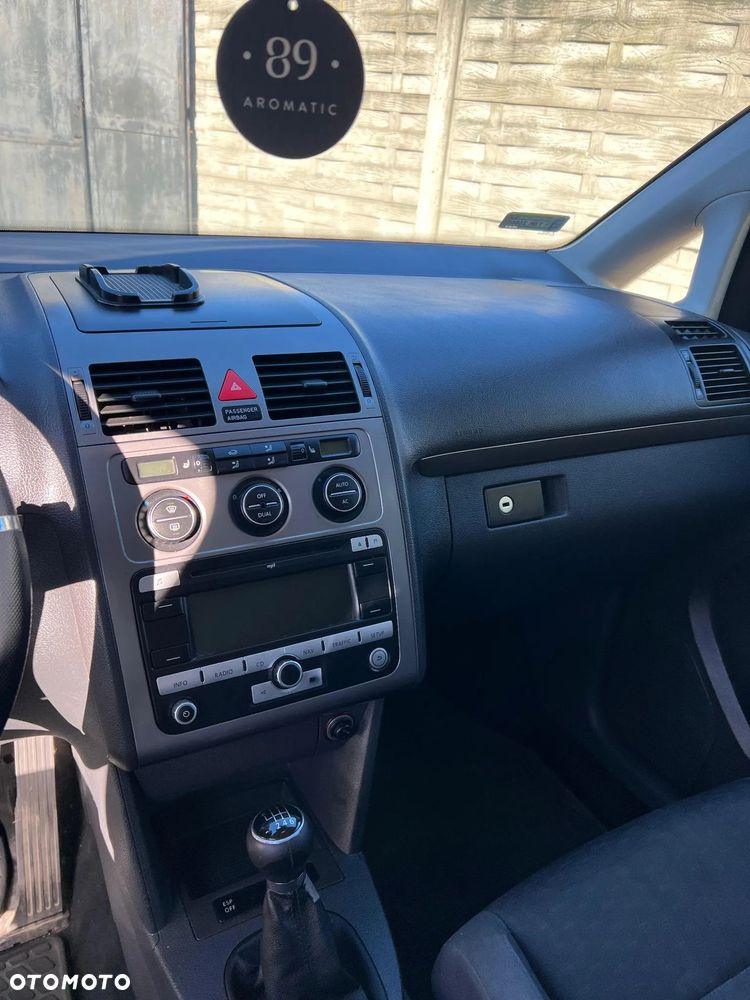 Volkswagen Touran 1.9 TDI - 9