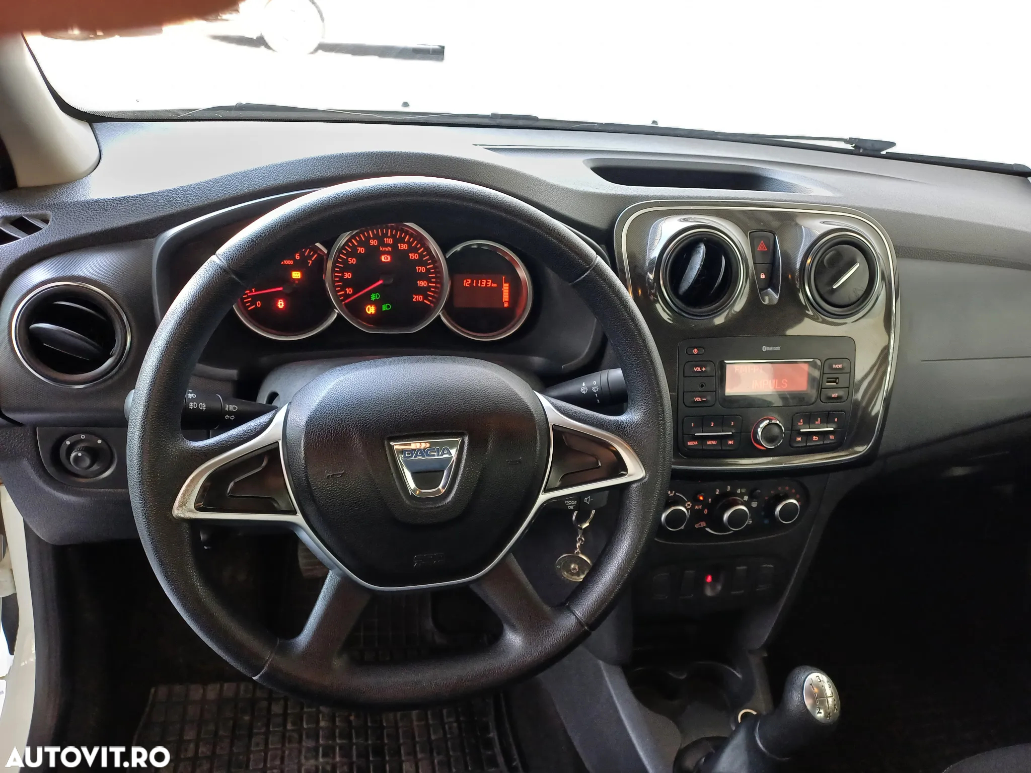 Dacia Logan 1.5 Blue dCi Laureate - 5