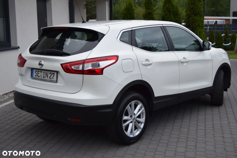 Nissan Qashqai 1.2 DIG-T N-Vision - 13