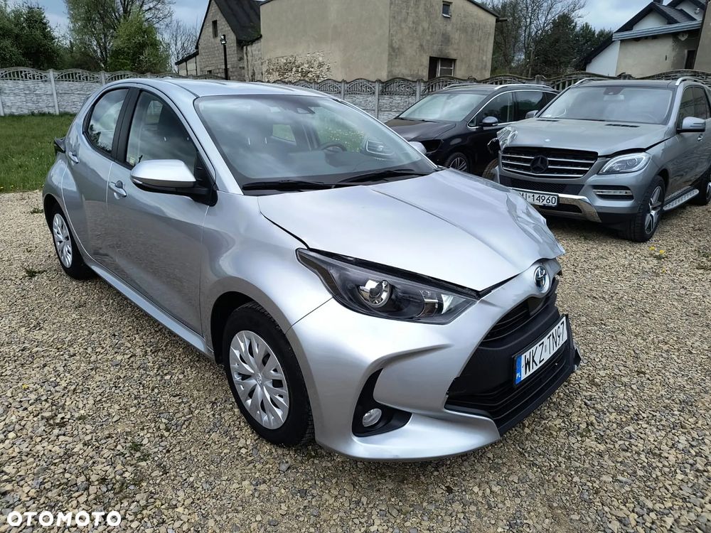 Toyota Yaris - 1