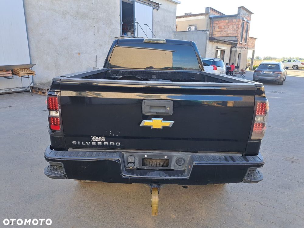 Chevrolet Silverado - 10