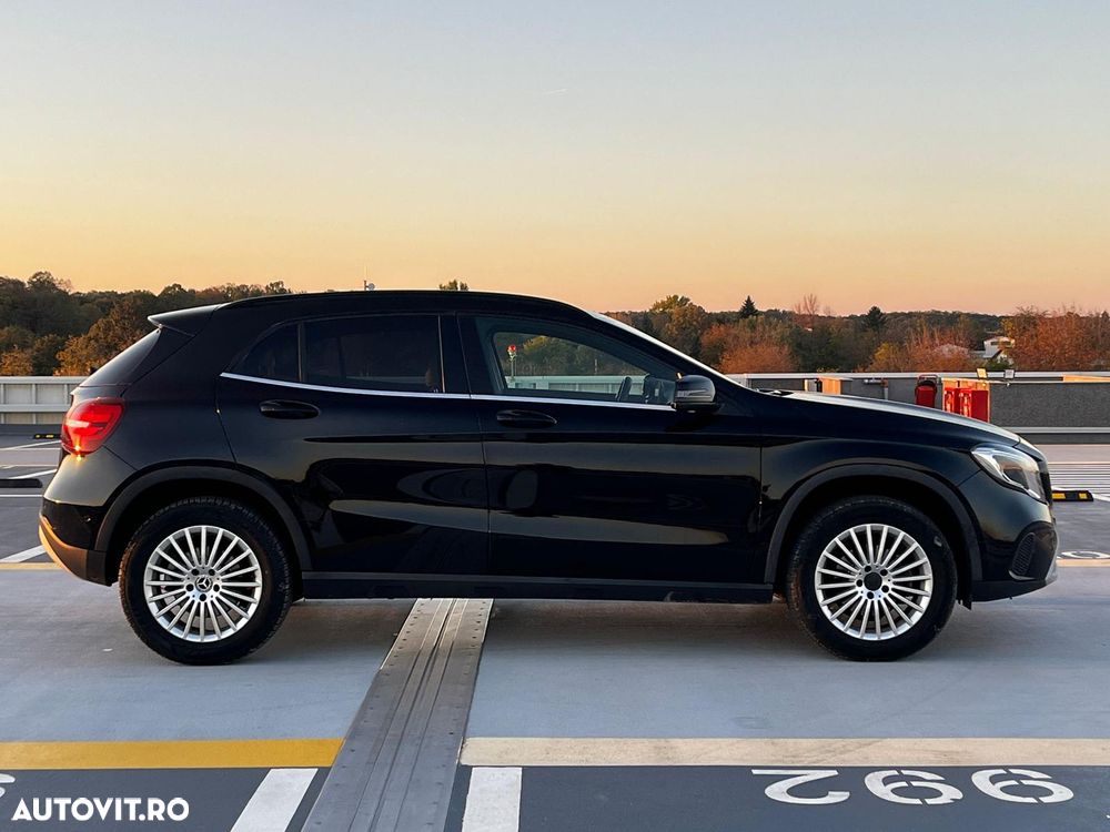 Mercedes-Benz GLA - 3