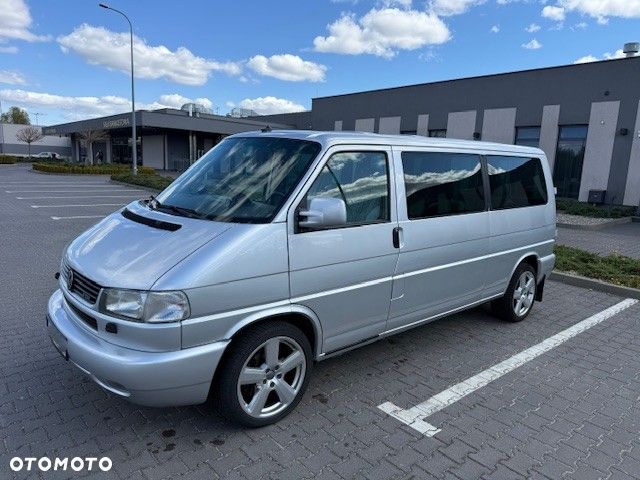 Volkswagen Caravelle Basis - 1