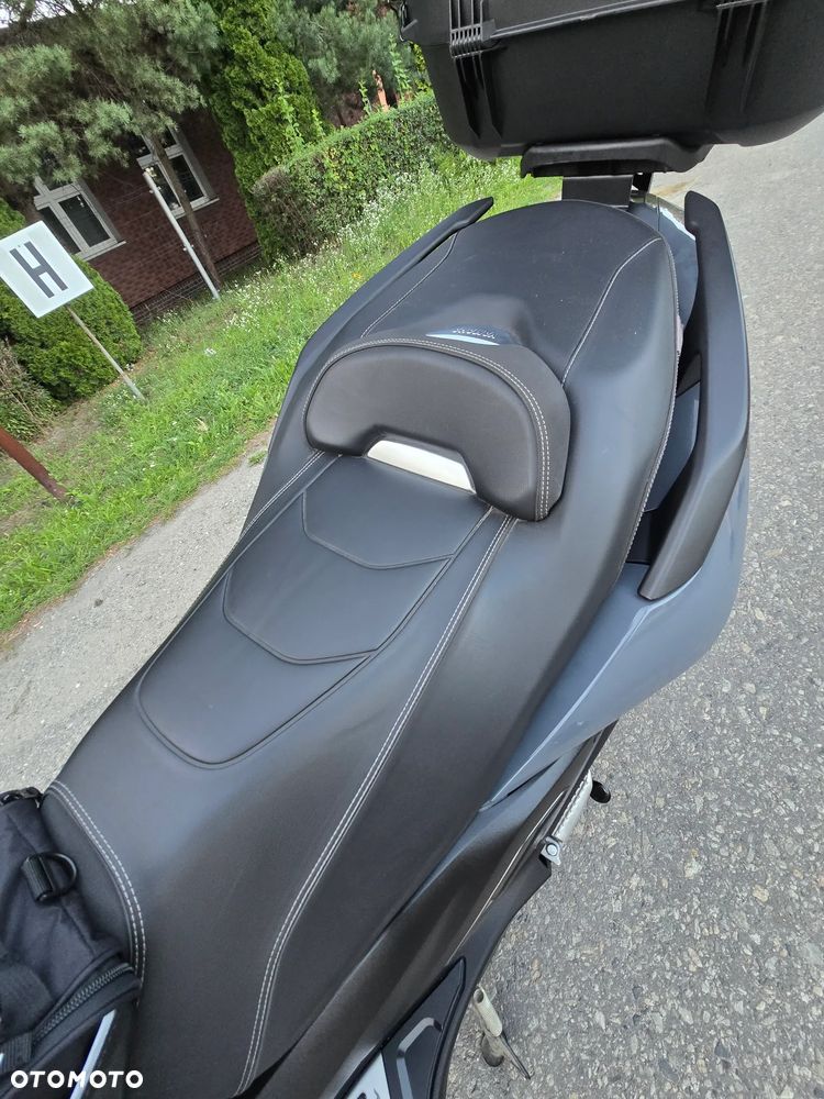 Yamaha Tricity - 17