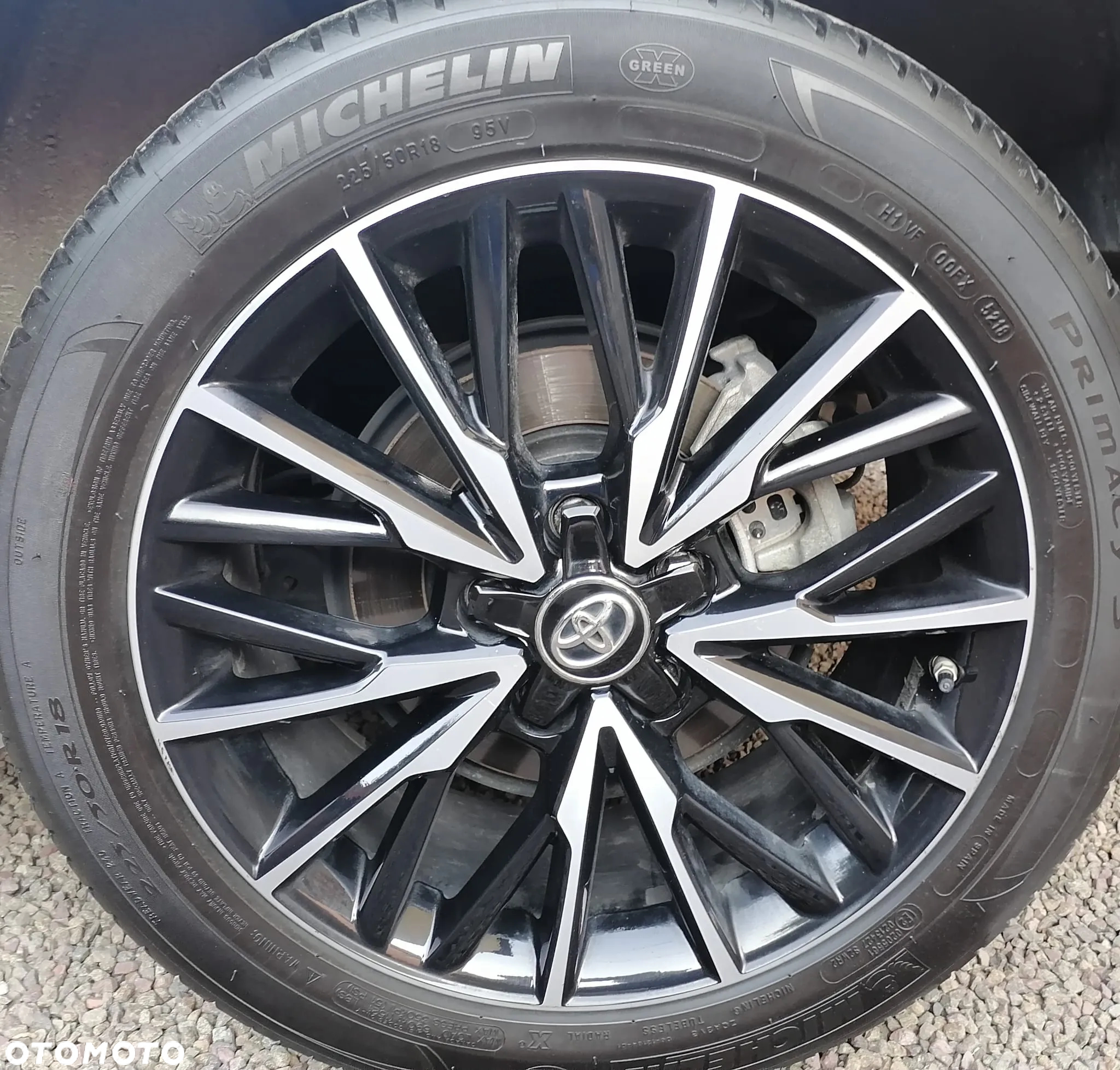 Toyota C-HR 1.2 T GPF Premium - 32