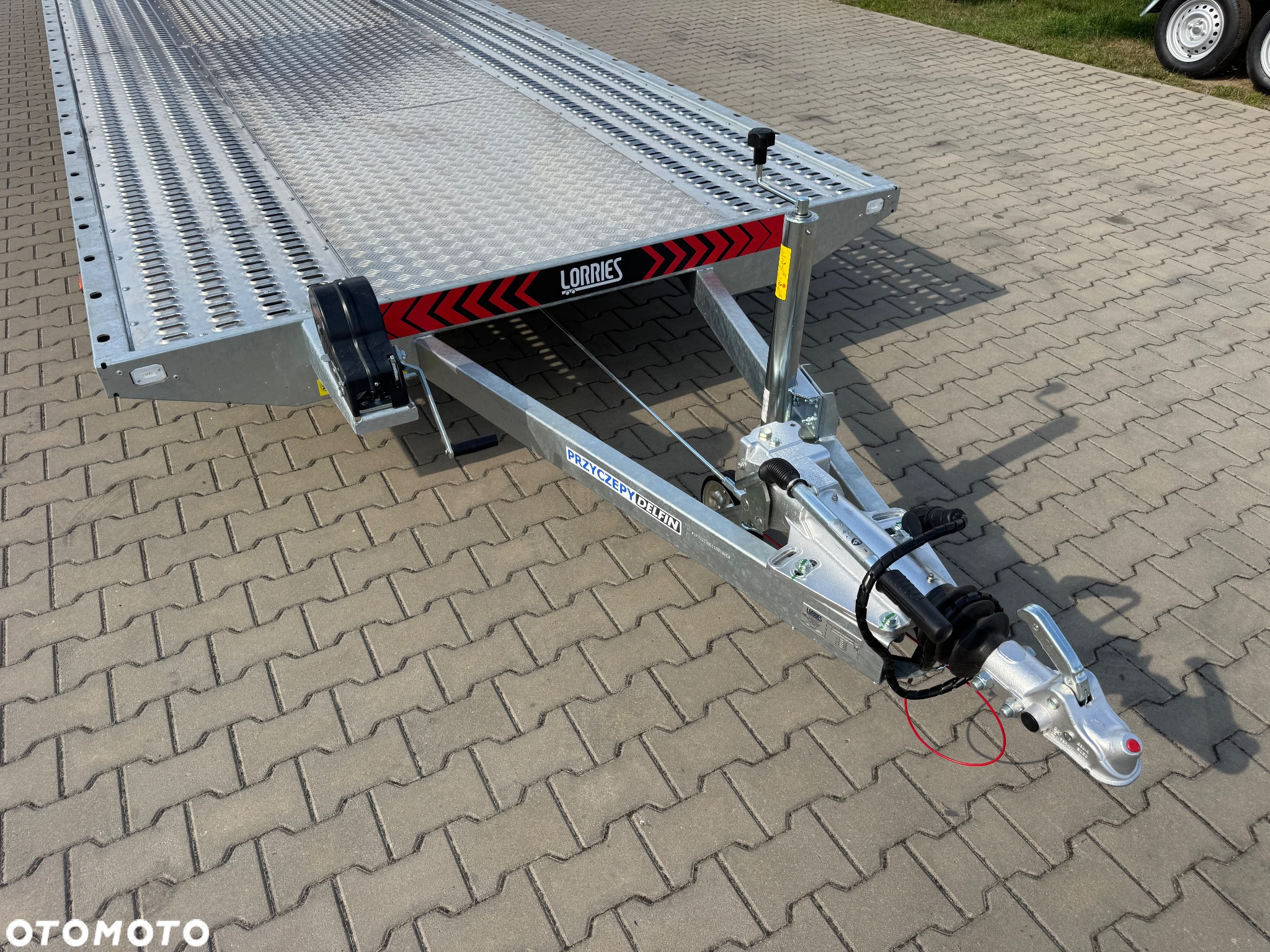Lorries PL35-8521 laweta na dwa auta 3500kg wypełnienie podłogi ALU 3 osie - 8
