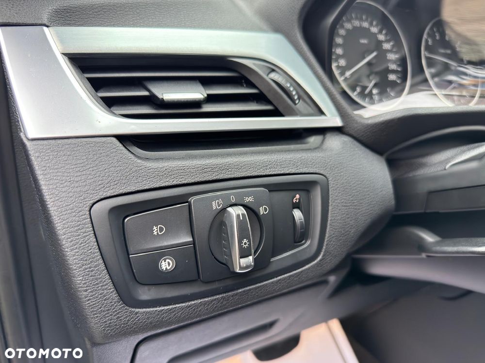 BMW X1 xDrive28i xLine - 22