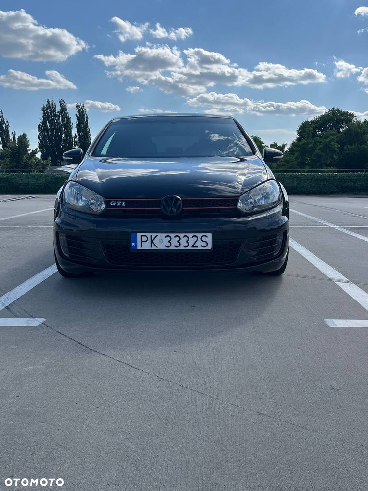 Volkswagen Golf - 3