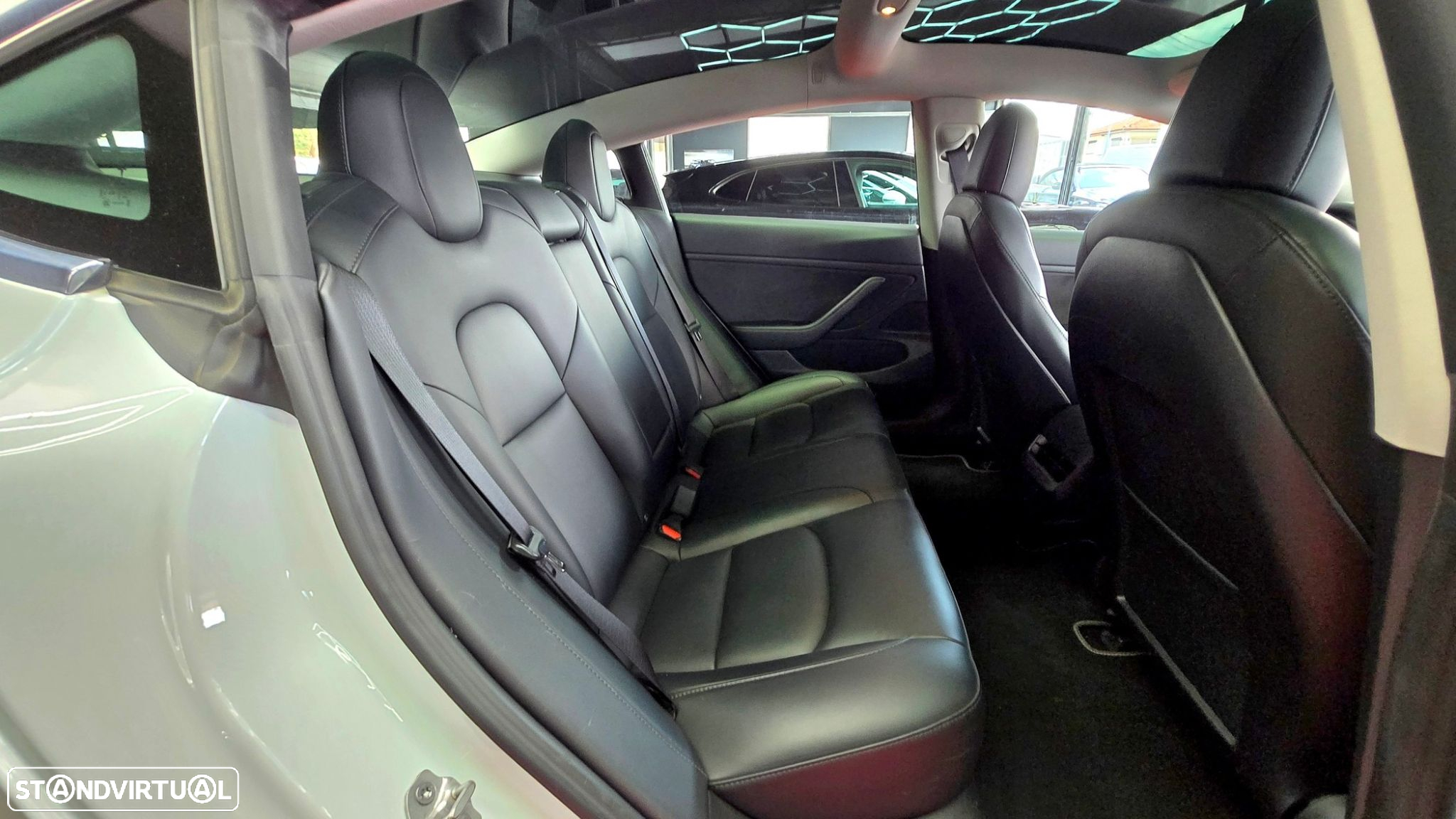 Tesla Model 3 Standard Range Plus RWD - 29