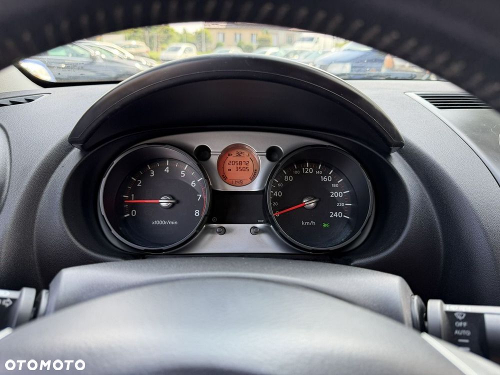 Nissan Qashqai - 10