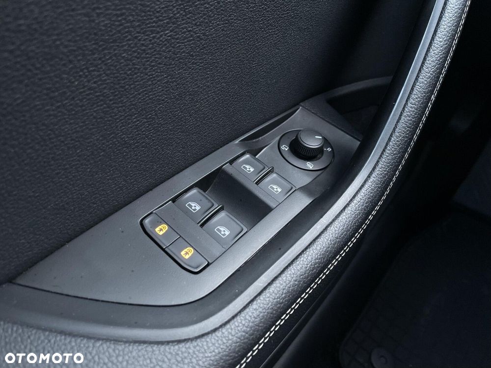 Skoda Superb 2.0 TSI Style DSG - 25