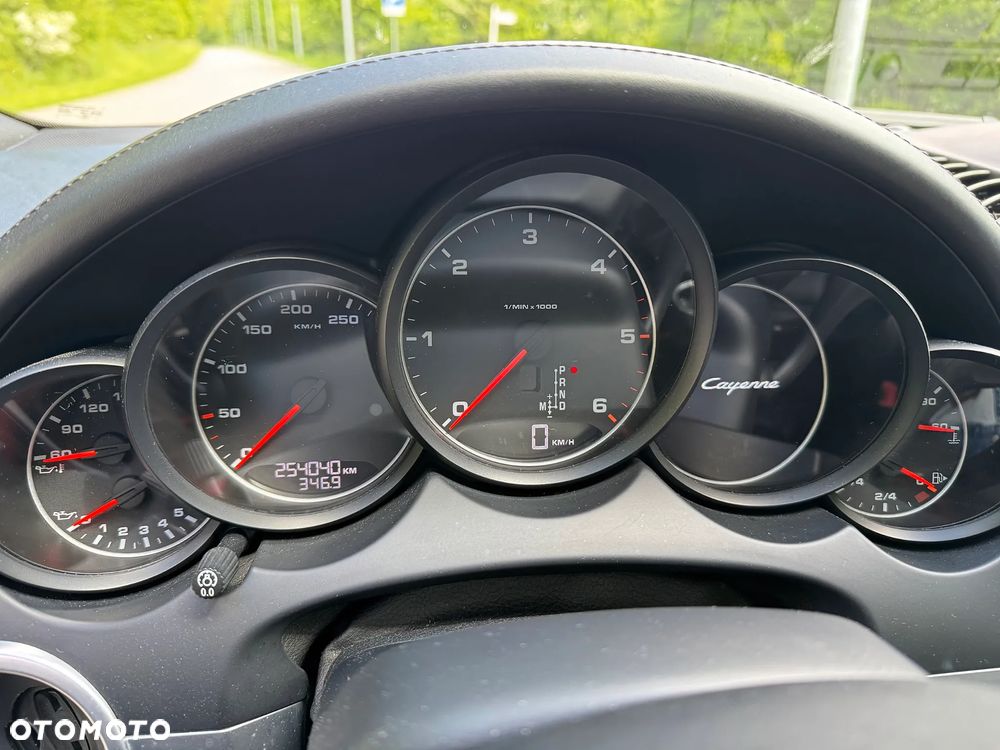 Porsche Cayenne Diesel Platinum Edition - 22