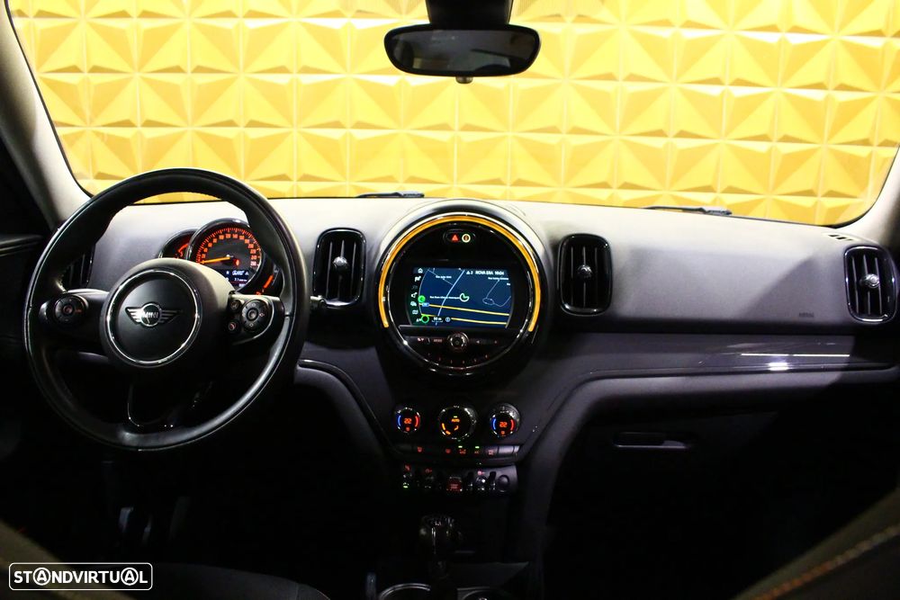 MINI Countryman One D 4Business - 17