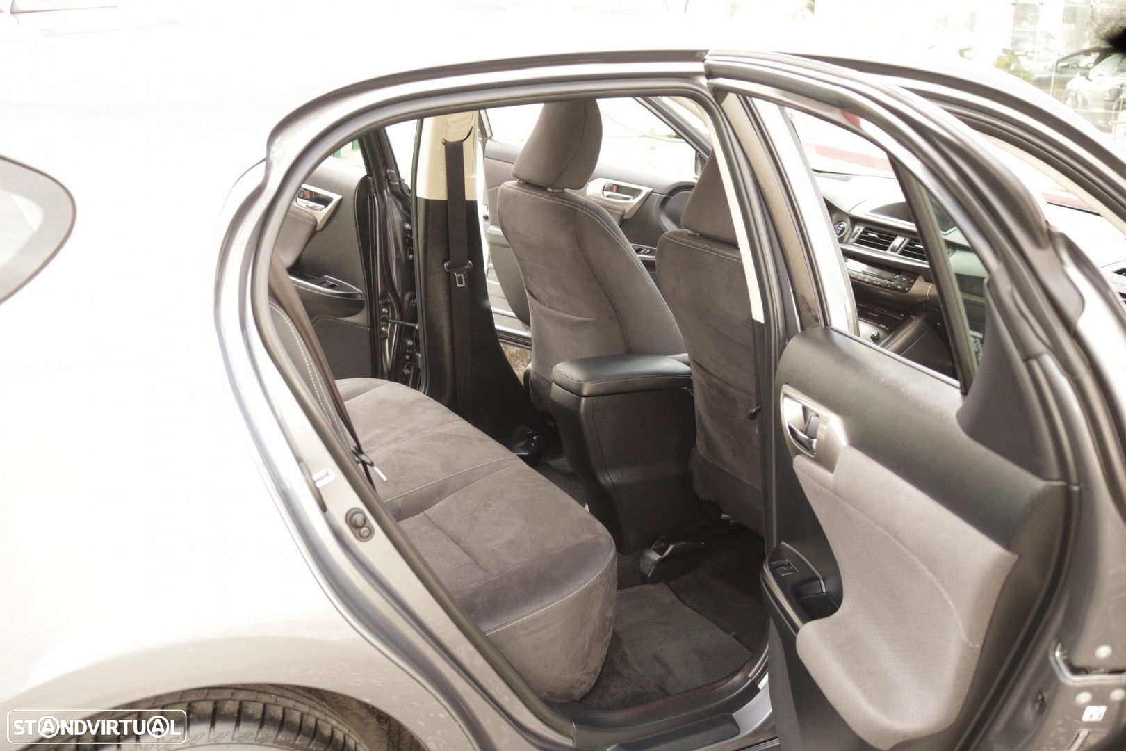 Lexus CT 200h Business - 23