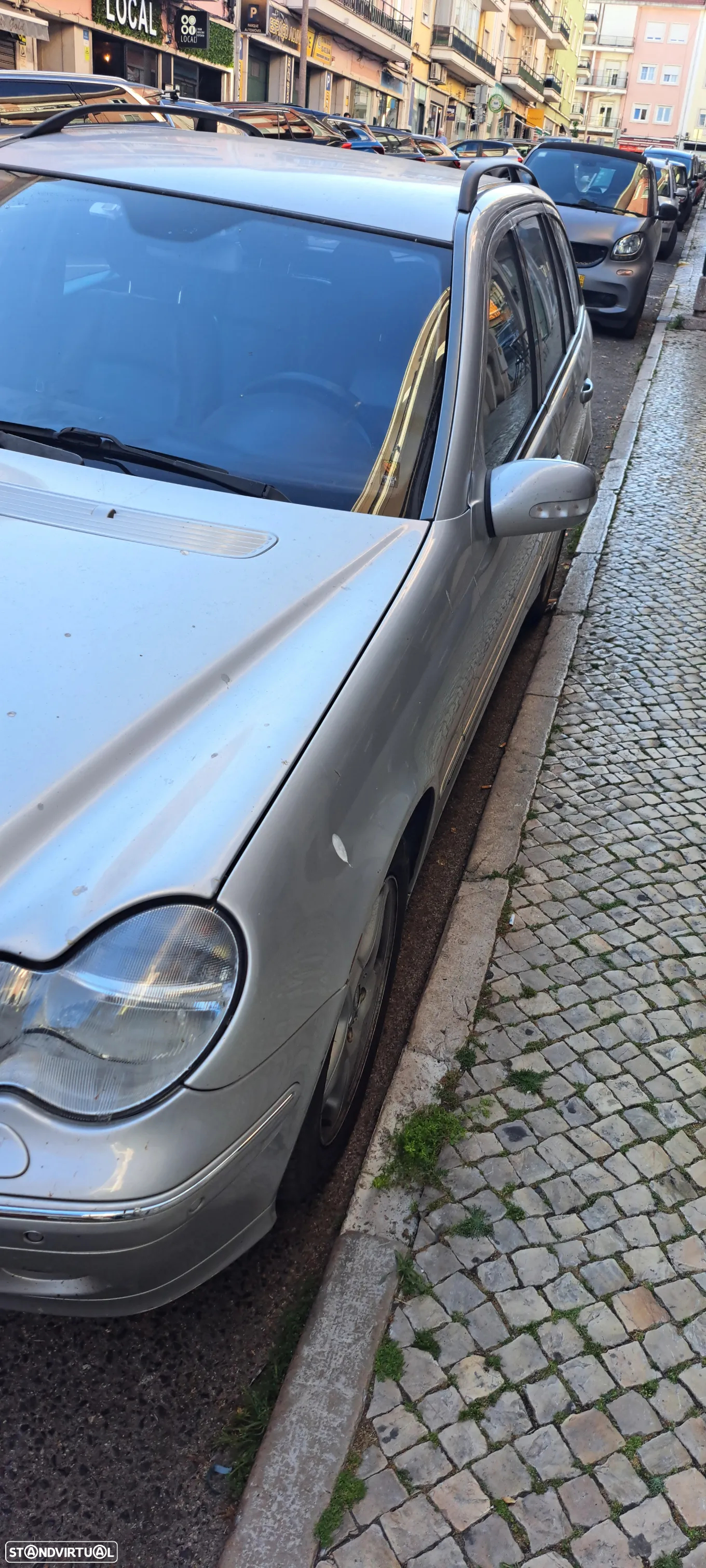Mercedes-Benz 220 - 10