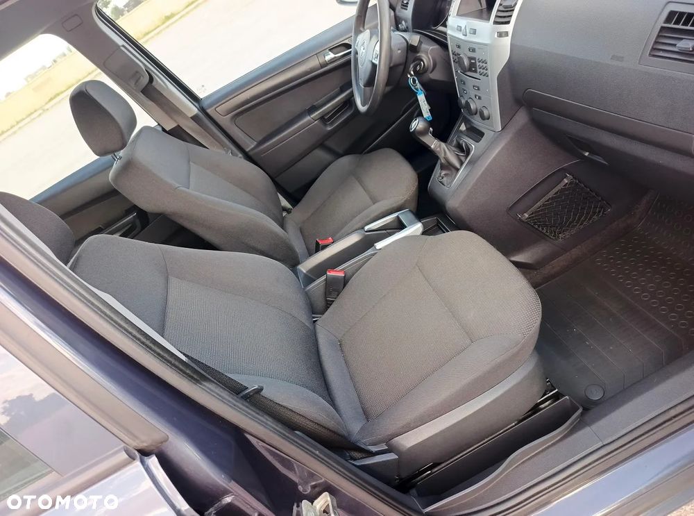 Opel Zafira 1.8 Easytronic Innovation - 19