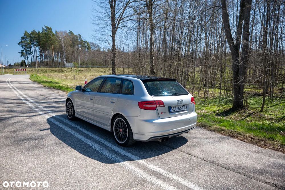 Audi S3 Sportback S tronic - 12