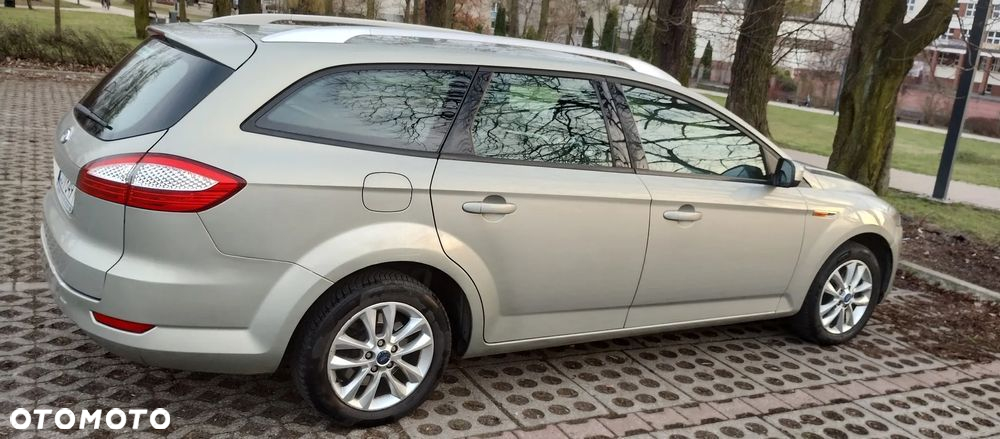 Ford Mondeo - 23