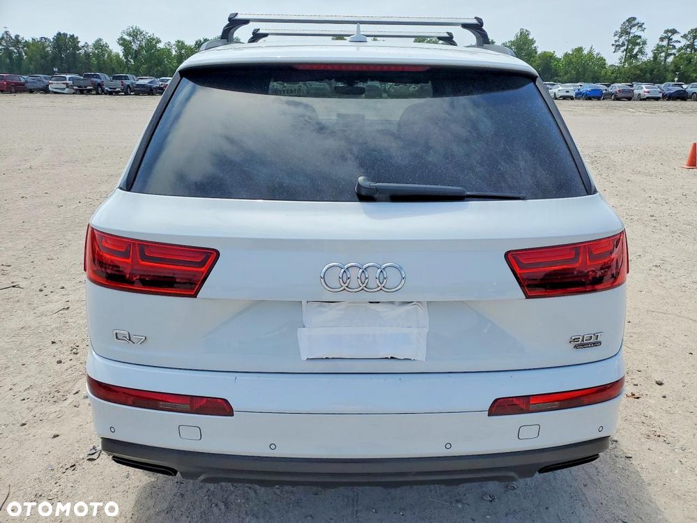 Audi Q7 3.0 TFSI Quattro Tiptronic - 6