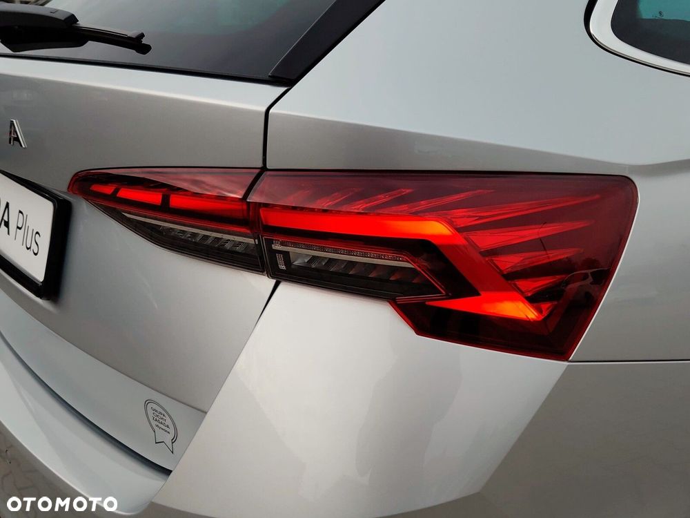 Skoda Octavia 1.5 TSI mHEV Selection DSG - 37