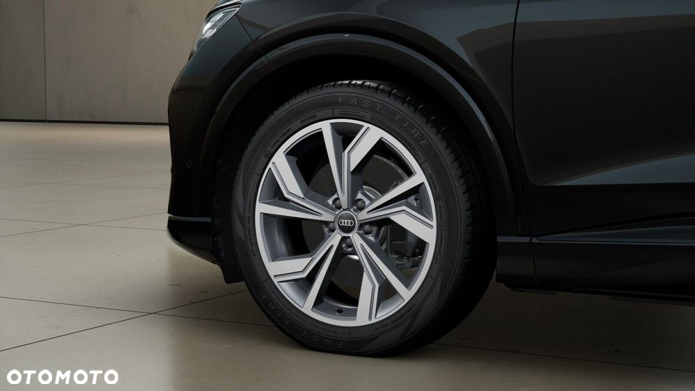 Audi Q4 Sportback e-tron - 6