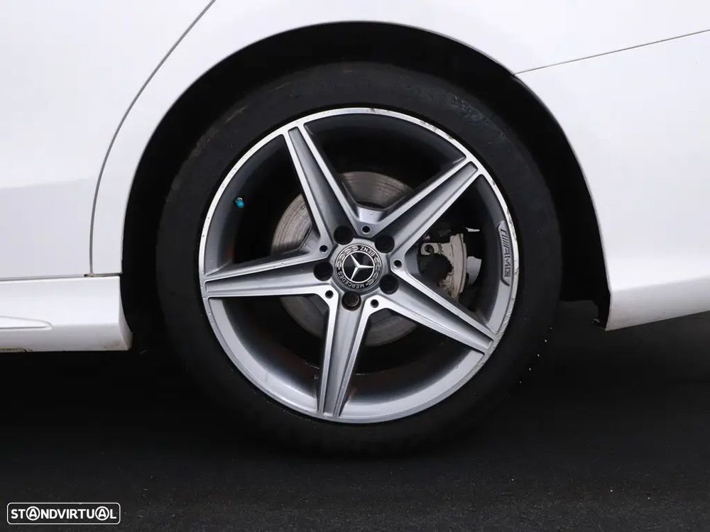 Mercedes-Benz C 200 - 26