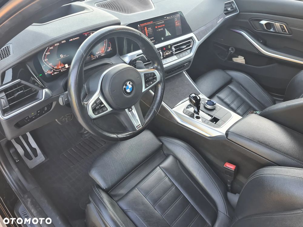 BMW Seria 3 M340i xDrive - 10