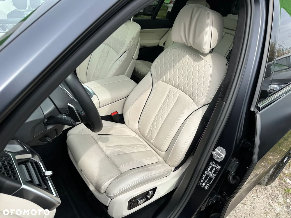 BMW X7 M60i xDrive mHEV sport - 9