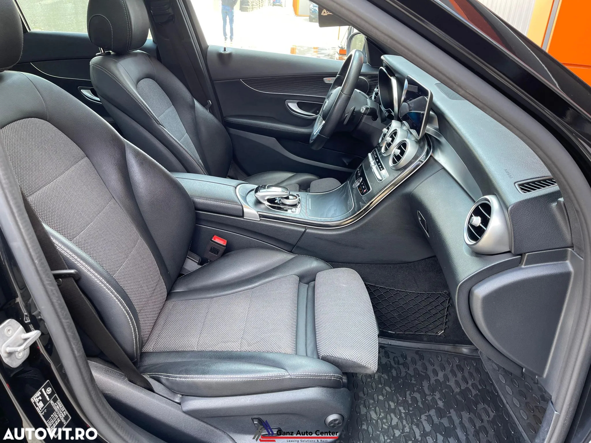 Mercedes-Benz C 220 d 4Matic 9G-TRONIC - 13