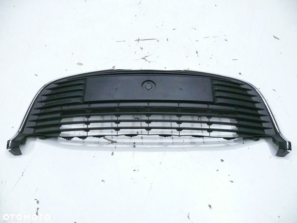 ATRAPA GRILL TOYOTA YARIS III HYBRYDA 2014 2017 LIFT - 1