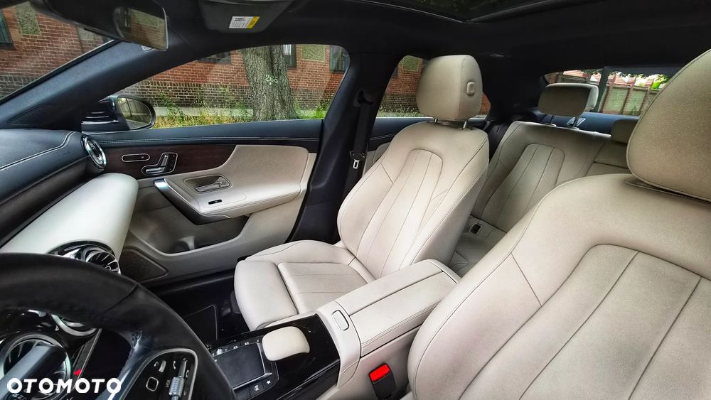 Mercedes-Benz CLA 250 4-Matic 7G-DCT - 34