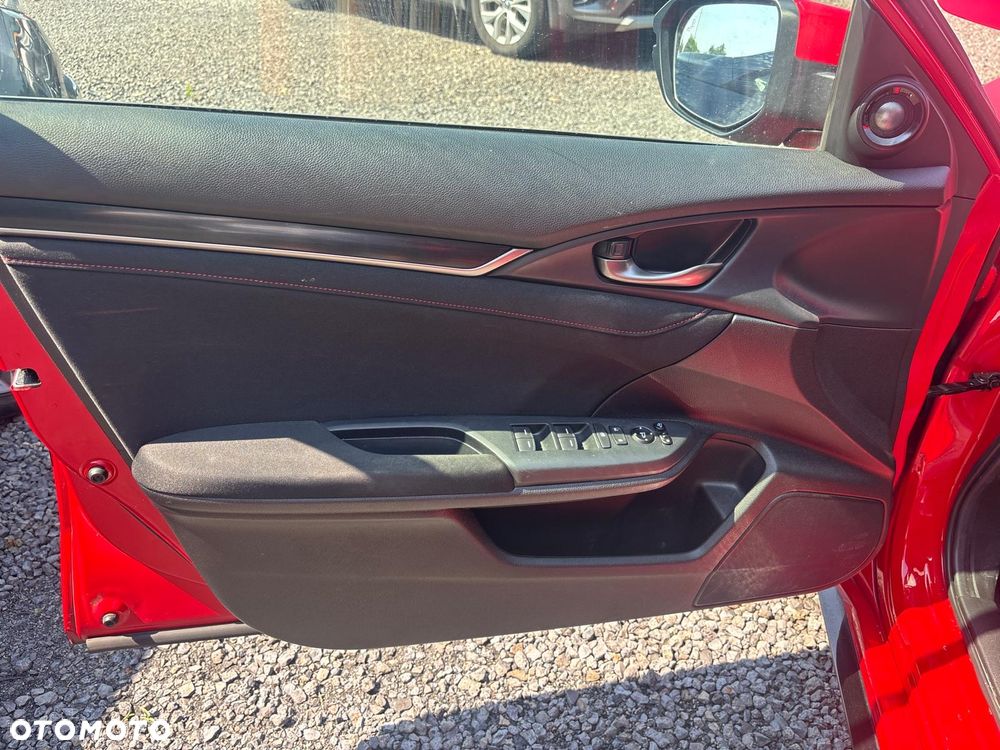 Honda Civic 1.0 i-VTEC Turbo Comfort Sport Line - 10
