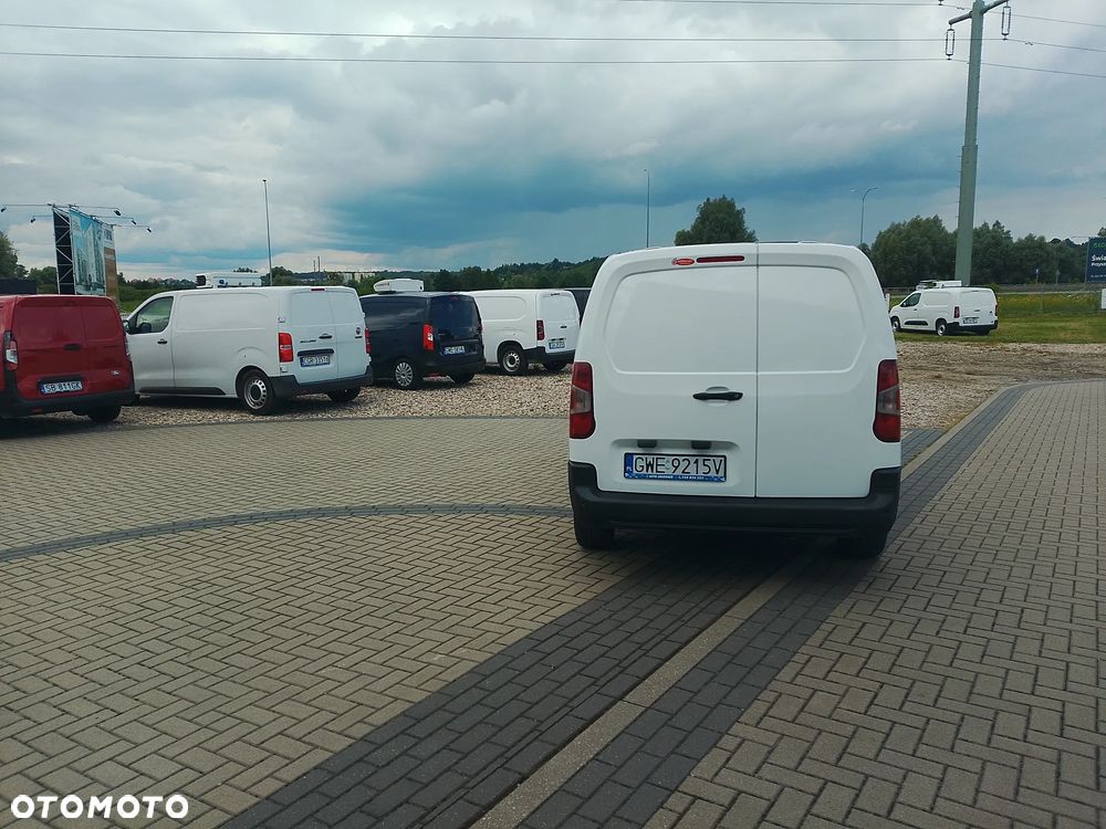 Toyota Proace Partner Berlingo Combo Doblo L2 Long Izoterma Chłodnia Salon PL półka Inox 3 osoby 2EUpal 2,5 DMC - 6