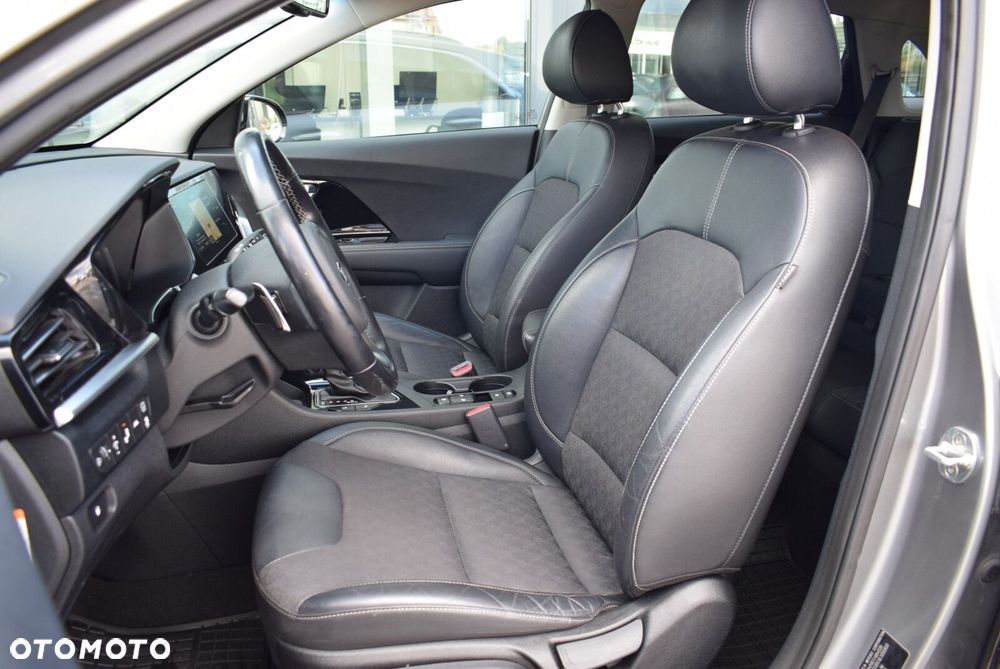 Kia Niro 1.6 GDI Hybrid L - 12