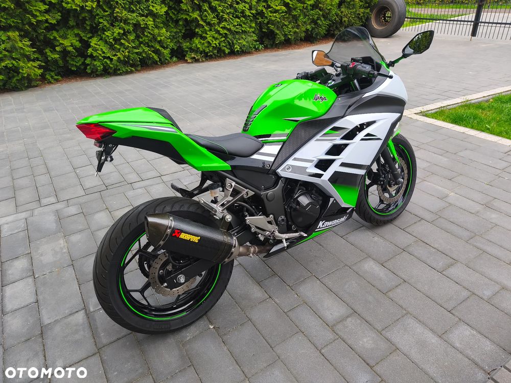 Kawasaki Ninja 300 ABS - 3
