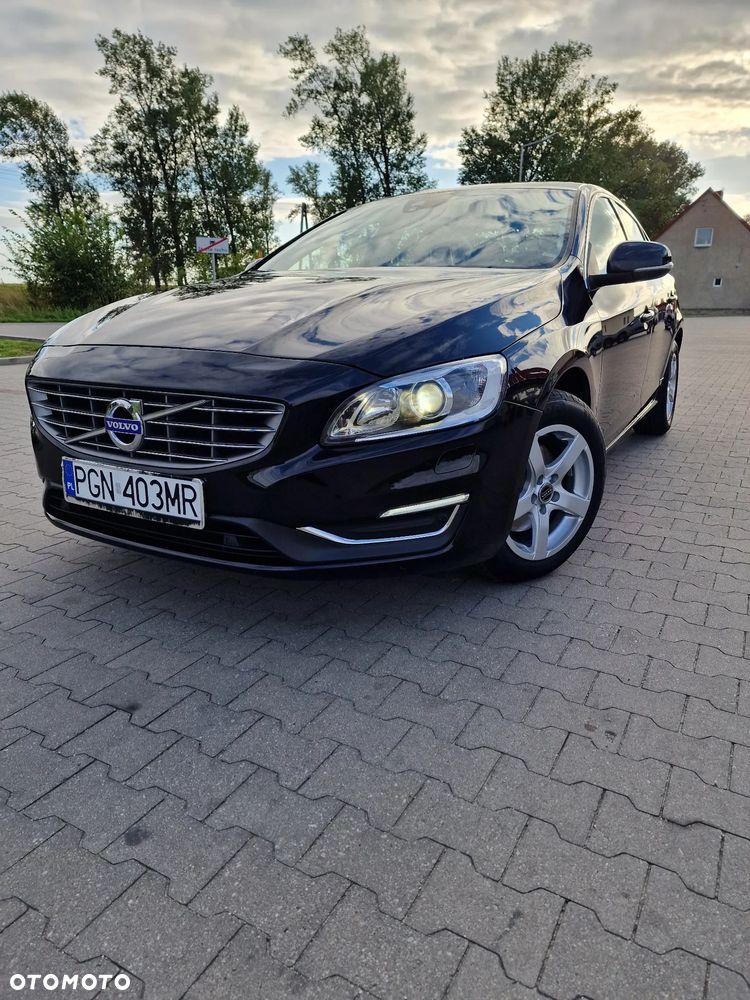 Volvo S60 D4 Drive-E Momentum - 1