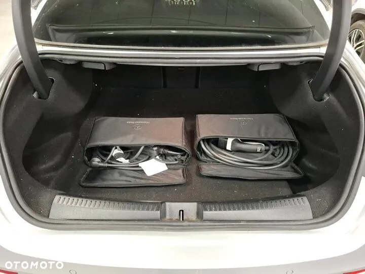 Mercedes-Benz CLA 200 AMG Line 7G-DCT - 15