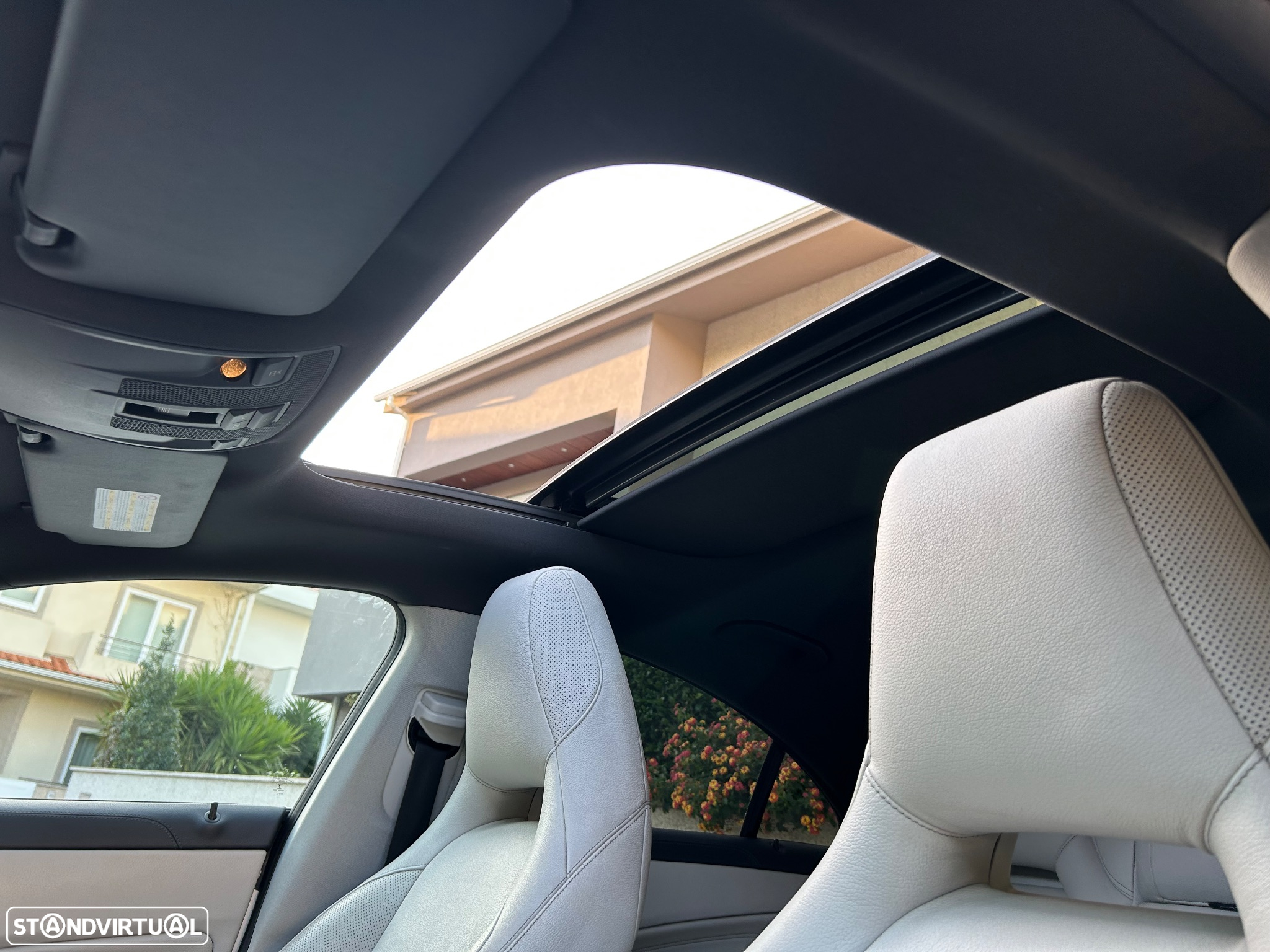 Mercedes-Benz CLA 220 - 19