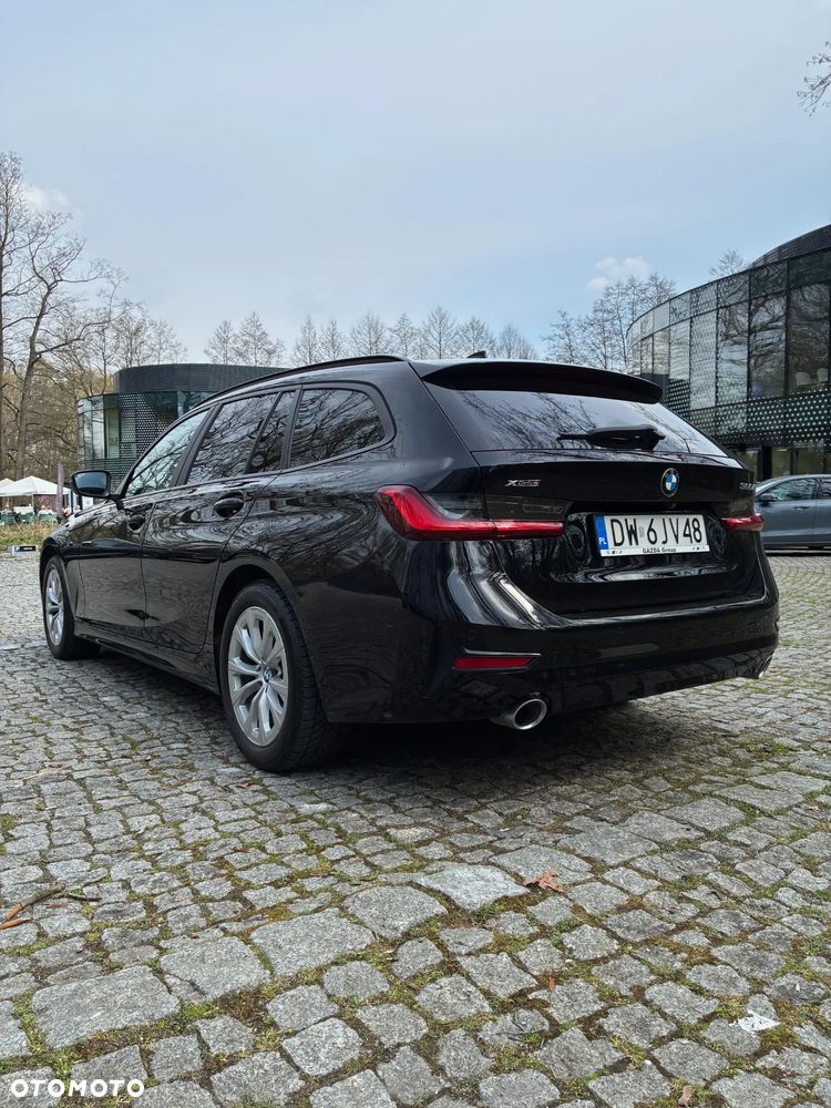 BMW Seria 3 320d Advantage sport - 4