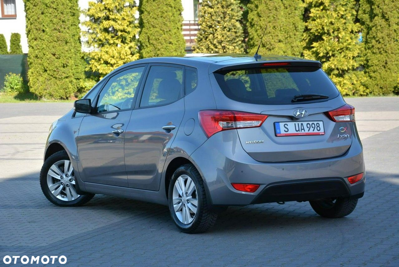 Hyundai ix20 1.6 Premium blue - 6