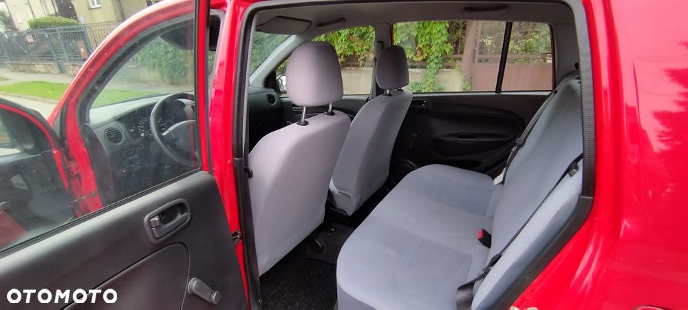 Daihatsu Cuore - 10