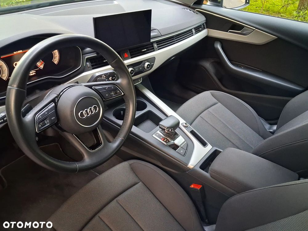 Audi A4 Limousine 35 TFSI mHEV S Line S tronic - 24